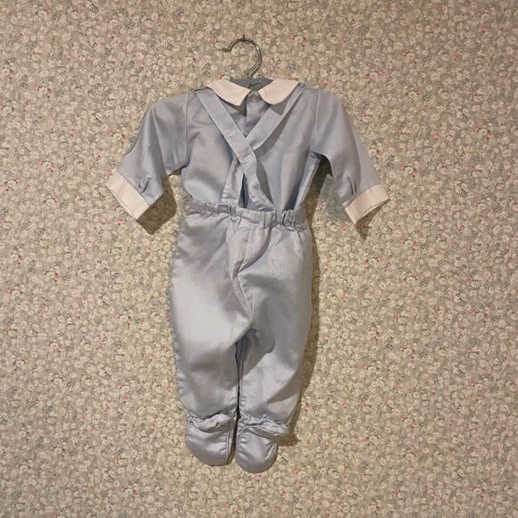 boys suit - Picture 3 of 3